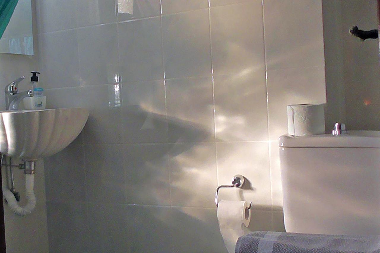 Studios Tripiti เนอาโรดา ภายนอก รูปภาพ