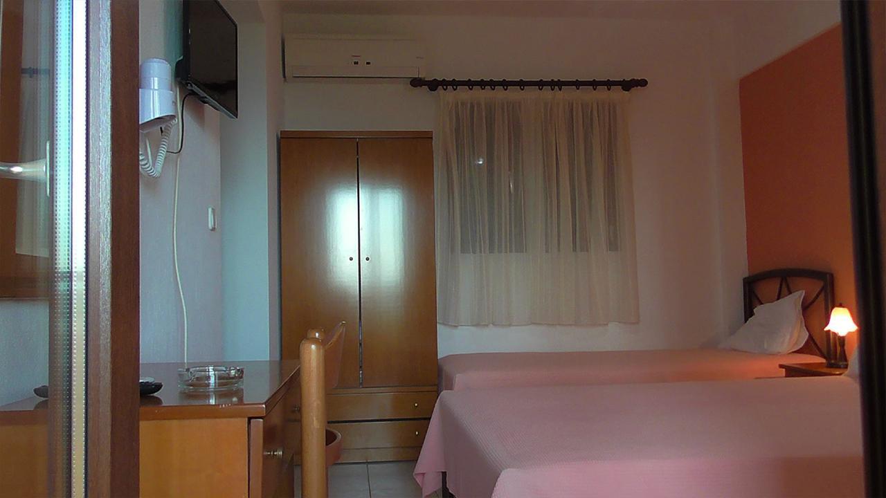 Studios Tripiti เนอาโรดา ภายนอก รูปภาพ
